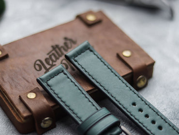 SACRAMENTO GREEN HAND-CRAFTED WATCH STRAPS - BOX STITCHED