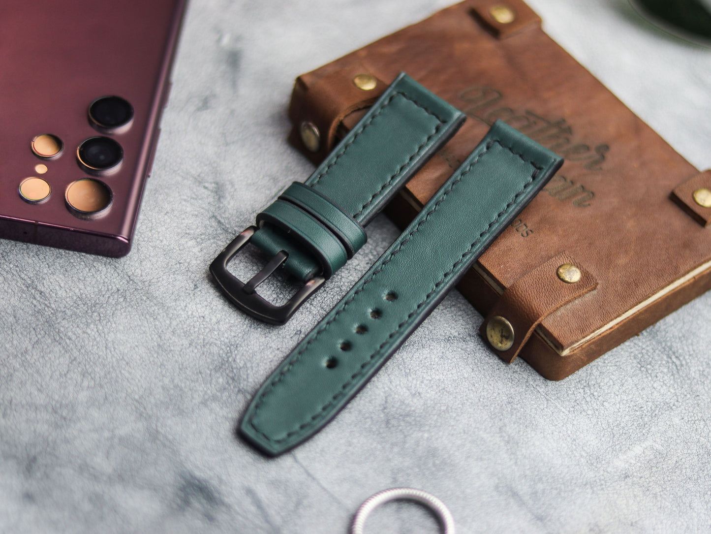 SACRAMENTO GREEN HAND-CRAFTED WATCH STRAPS - BOX STITCHED