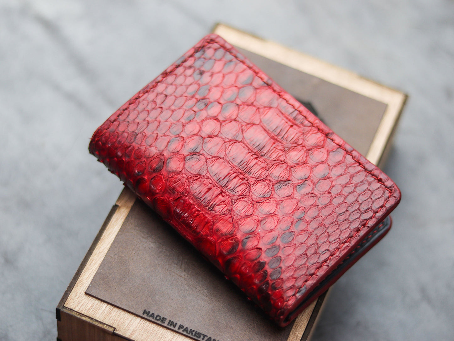 ARTEMUS - BIFOLD WALLET VENETIAN RED PYTHON SKIN