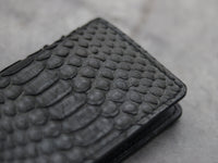 ARTEMUS - BIFOLD WALLET RAVEN BLACK PYTHON SKIN