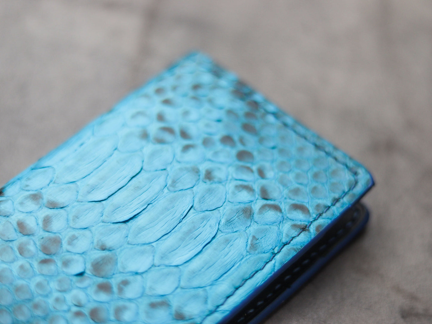 ARTEMUS - BIFOLD WALLET CERULEAN BLUE PYTHON SKIN