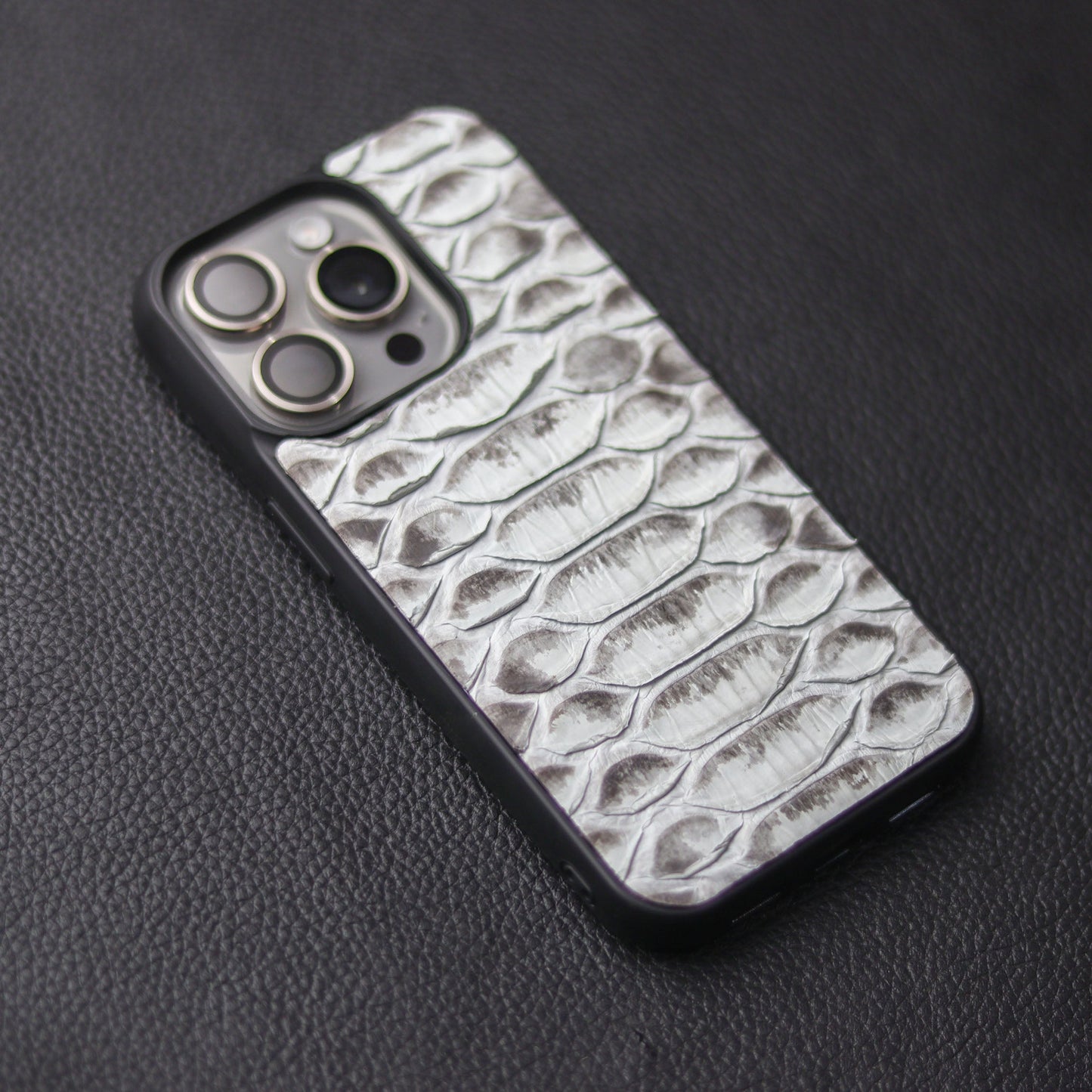 NATURAL PYTHON SKIN PHONE CASE (CENTER SCALES)