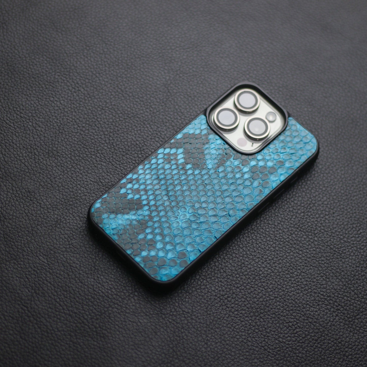 CERULEAN BUE PYTHON SKIN PHONE CASE