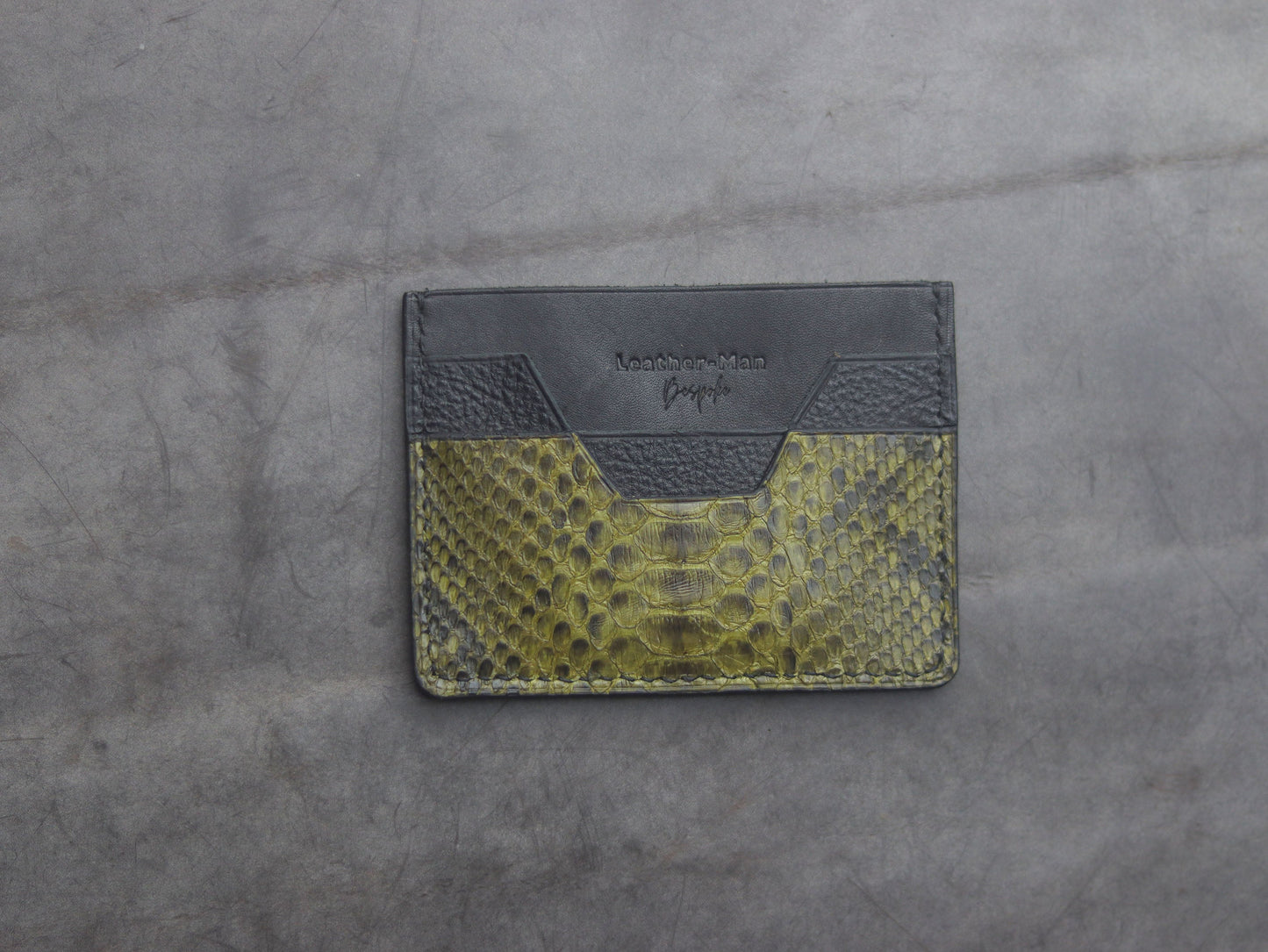 AUGUSTUS - MINIMAL WALLET JUNIPER GREEN PYTHON SKIN