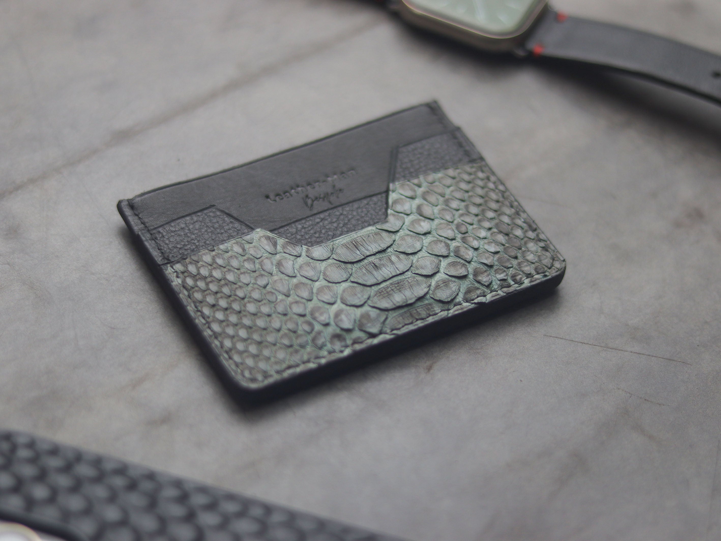 AUGUSTUS - MINIMAL WALLET IRIDIUM GREY PYTHON SKIN