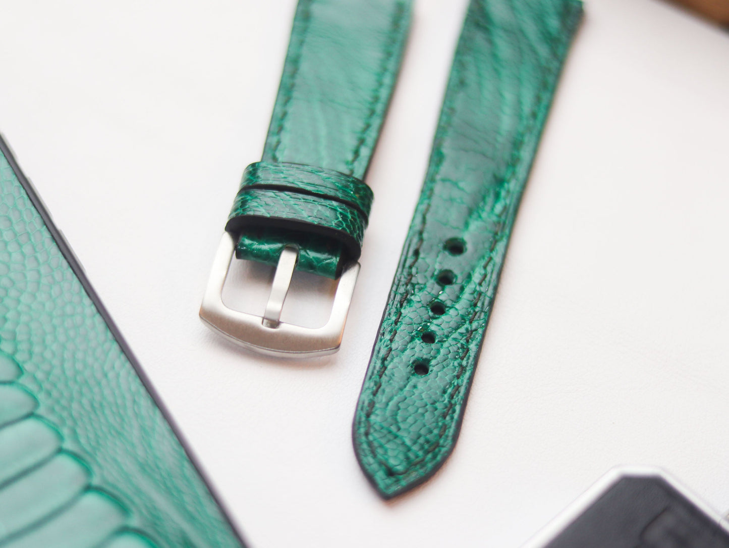 OSTRICH LEG SKIN WATCH STRAPS - EMERALD GREEN (KNEE SIDE)