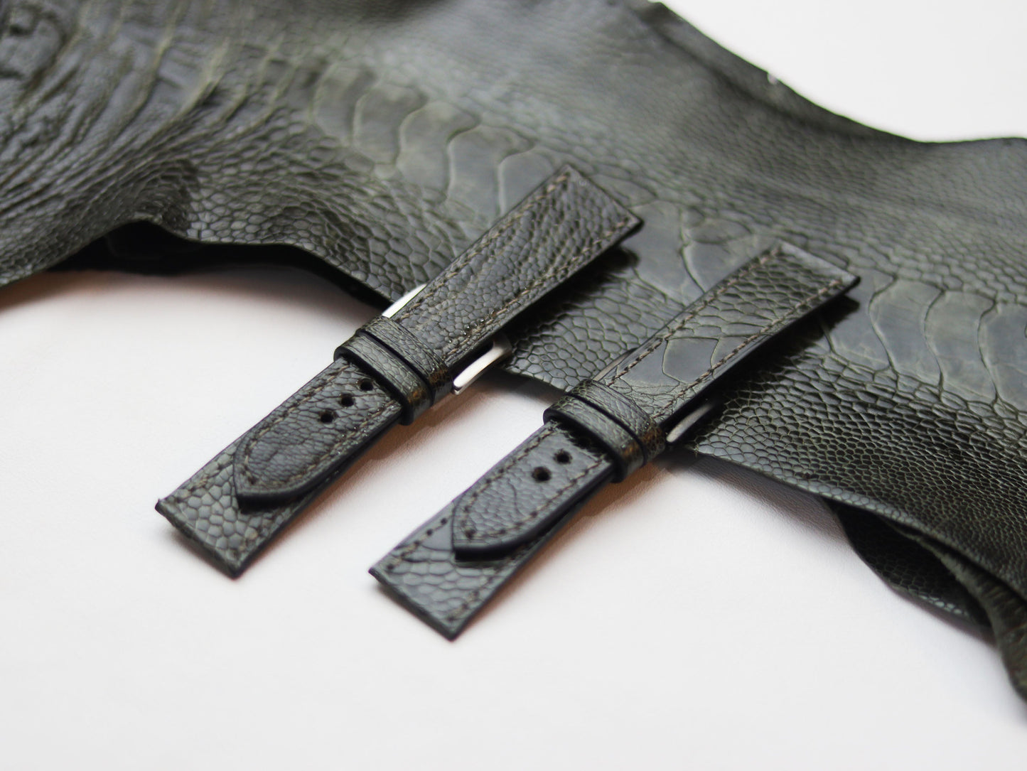 OSTRICH LEG SKIN WATCH STRAPS - GRAPHITE GREY (KNEE SIDE)