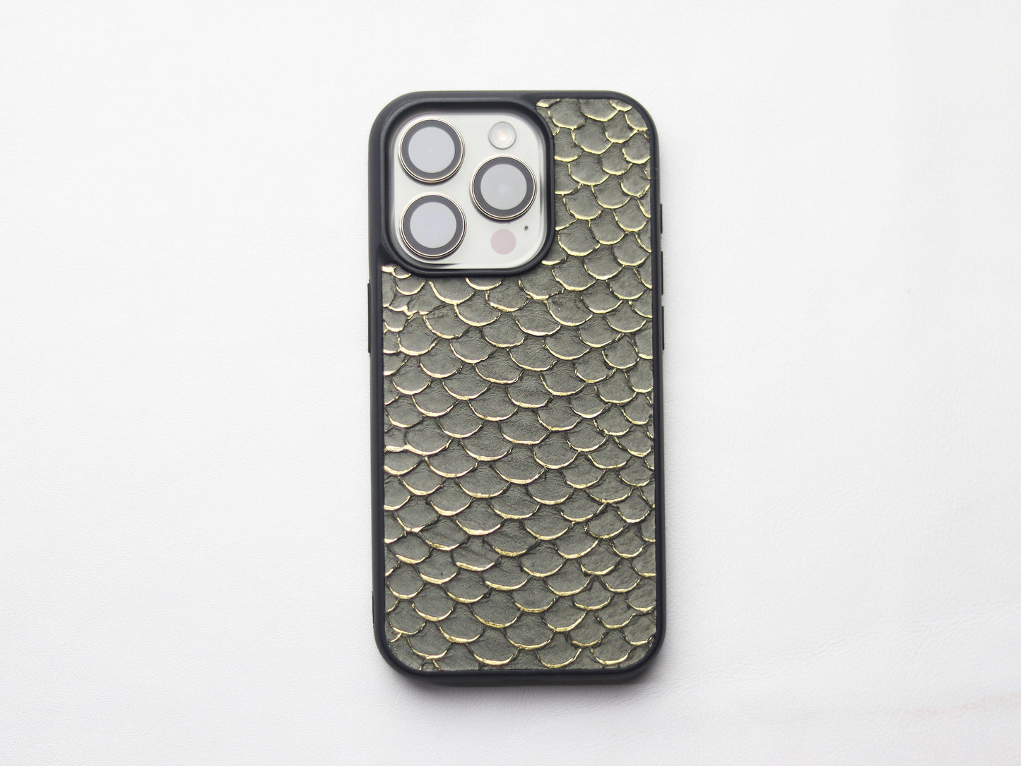 STEEL GRAY TILAPIA FISH SKIN PHONE CASE