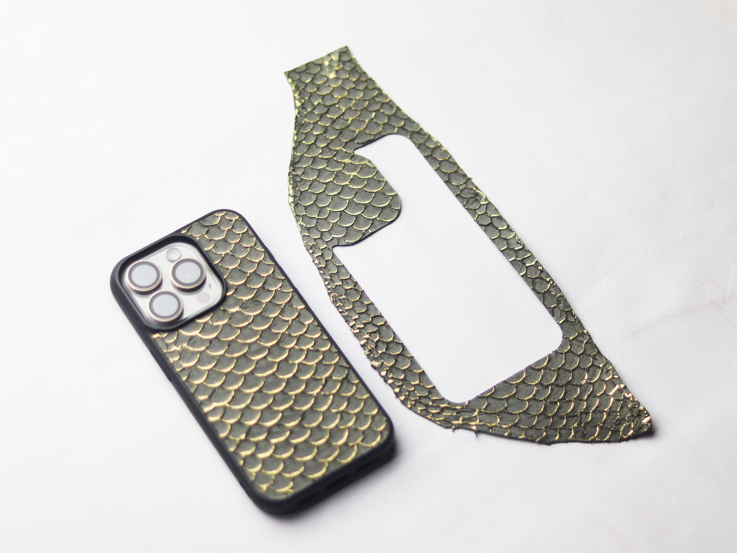 STEEL GRAY TILAPIA FISH SKIN PHONE CASE