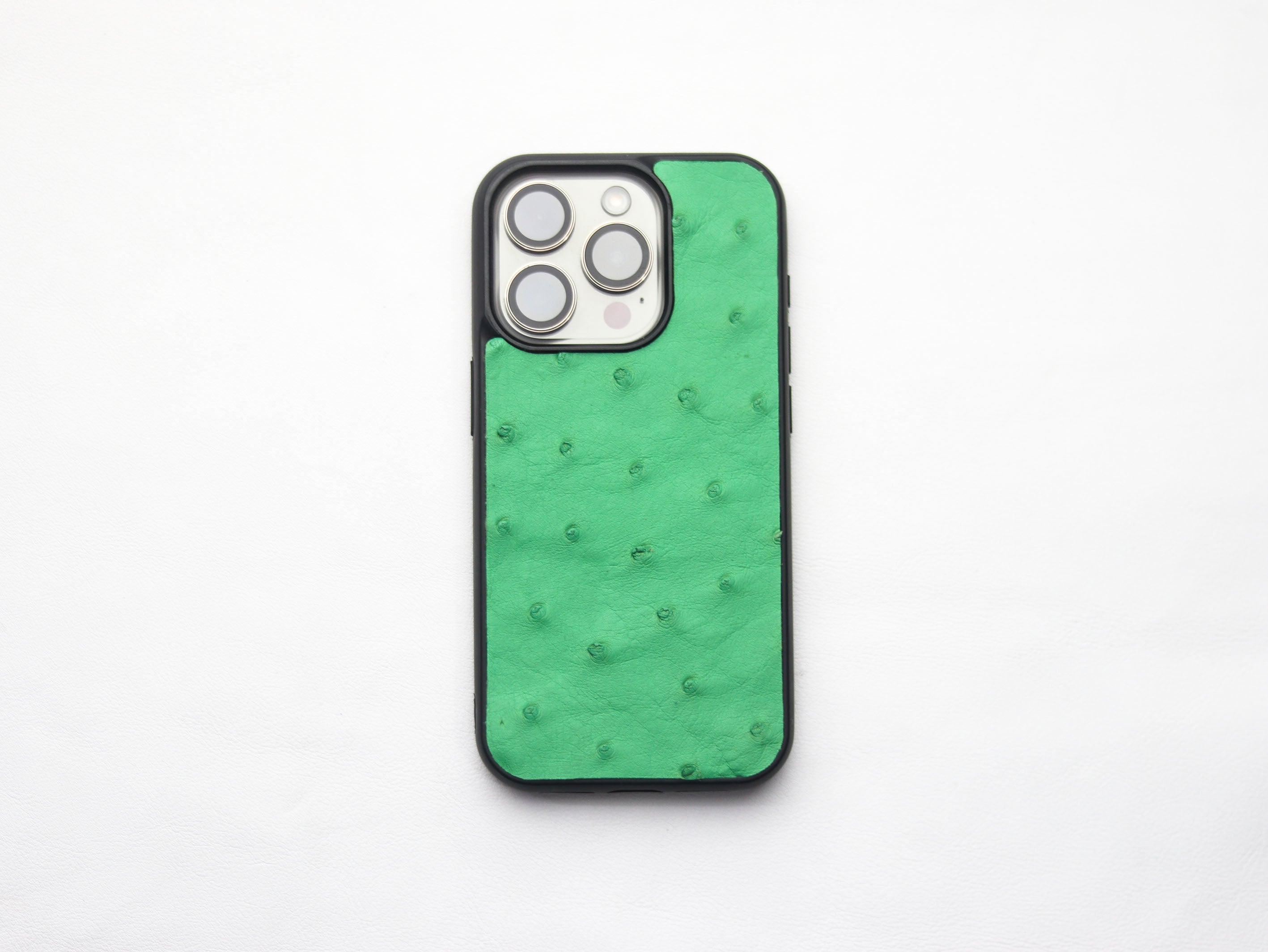 PARAKEET GREEN OSTRICH SKIN PHONE CASE (FOLLICLE)