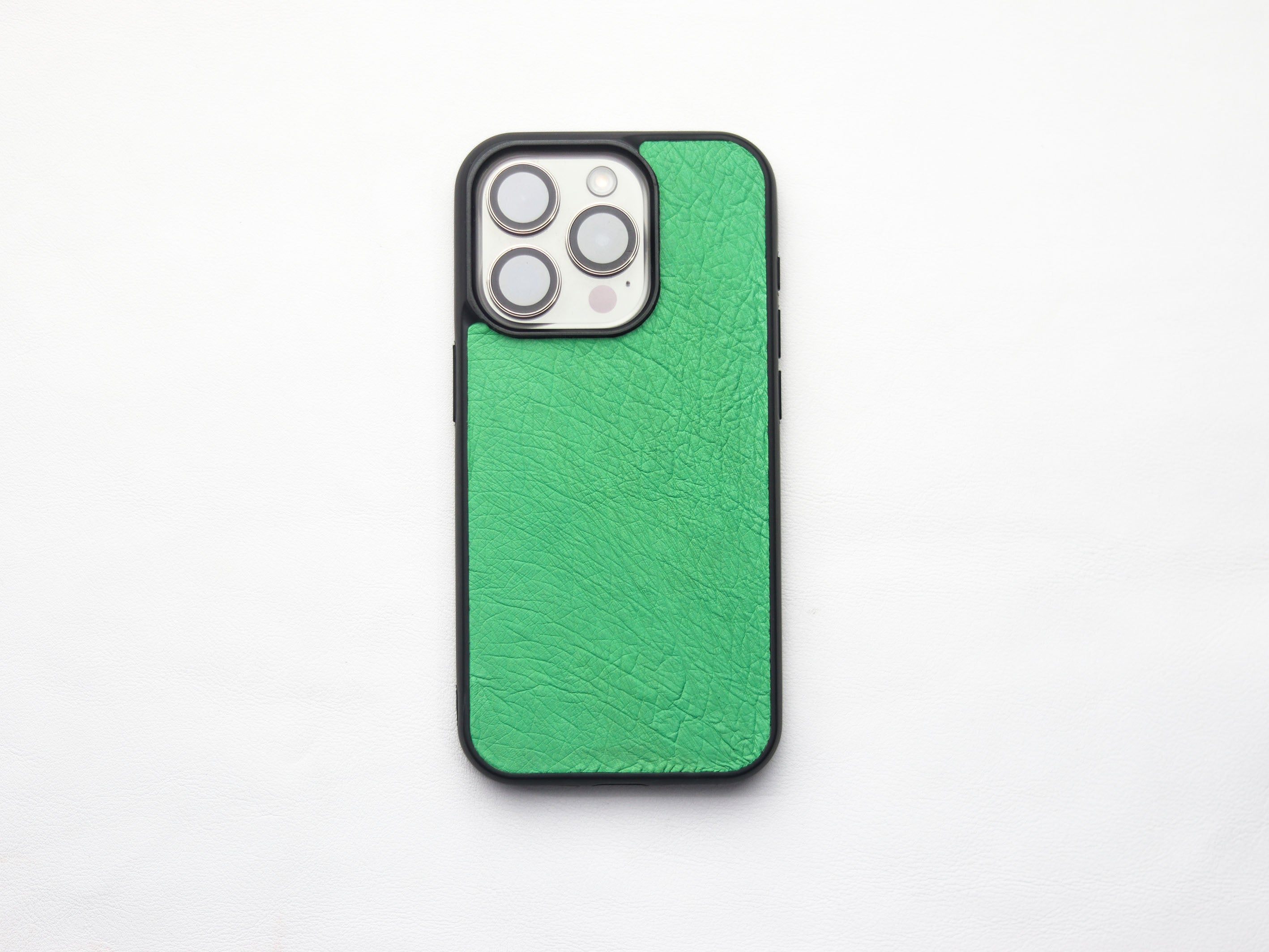 PARAKEET GREEN OSTRICH SKIN PHONE CASE (NON-FOLLICLE)