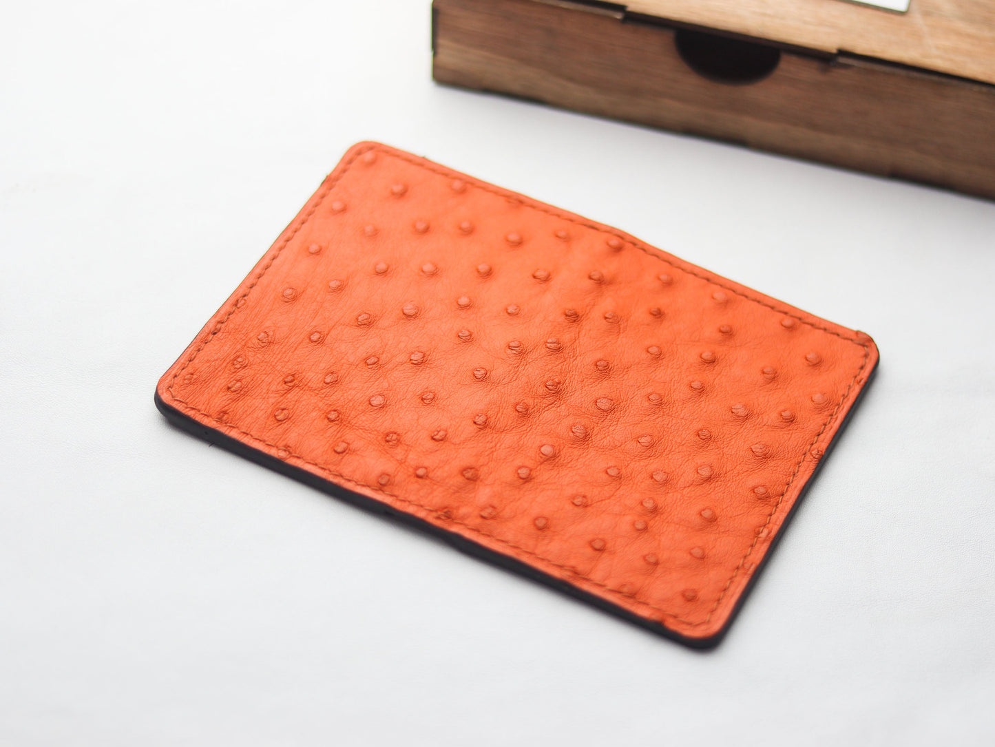 ARTEMUS - BIFOLD CARD WALLET CARROT ORANGE OSTRICH SKIN