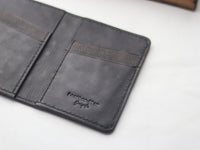 ARTEMUS - BIFOLD CARD WALLET RAVEN BLACK OSTRICH SKIN