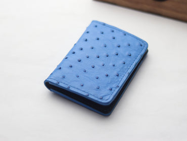 ARTEMUS - BIFOLD CARD WALLET AZURE BLUE OSTRICH SKIN