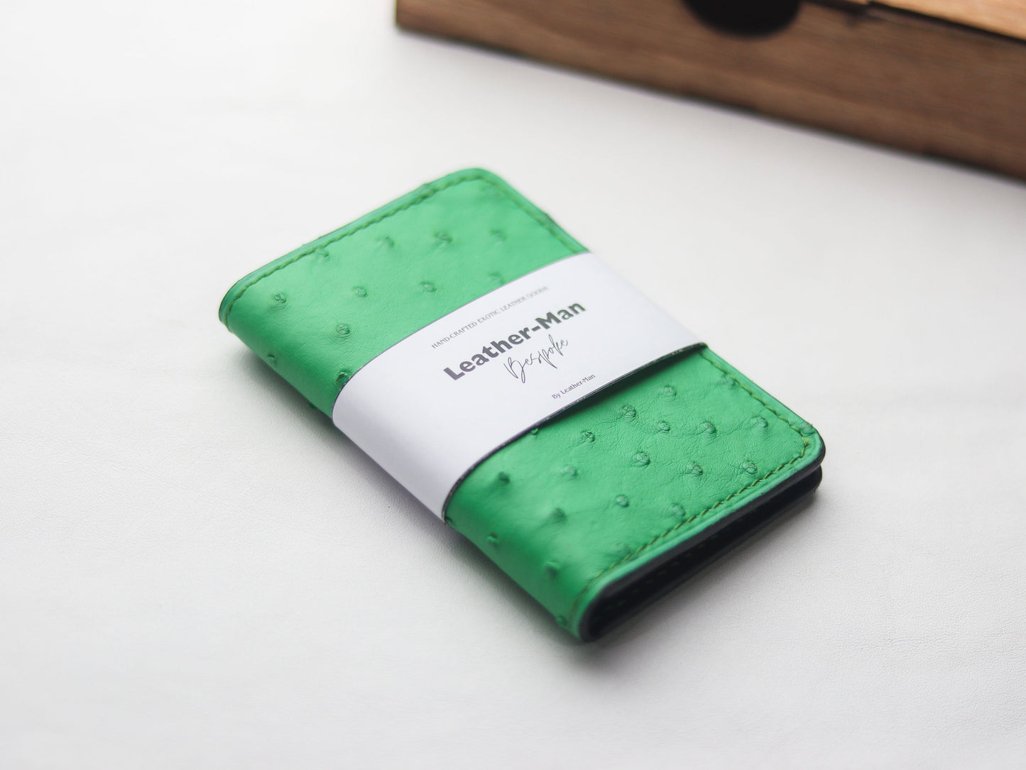 ARTEMUS - BIFOLD CARD WALLET PARAKEET GREEN OSTRICH SKIN