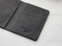 ARTEMUS - BIFOLD CARD WALLET PARAKEET GREEN OSTRICH SKIN