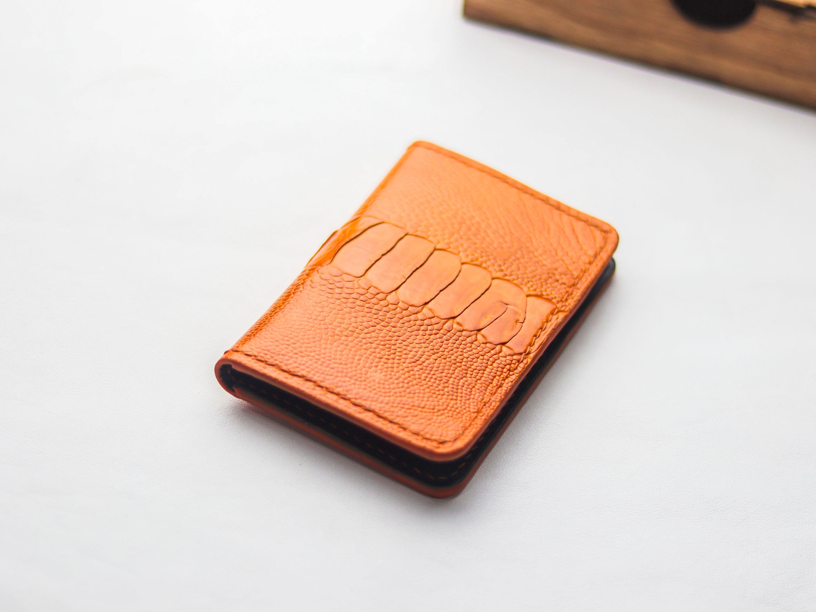 ARTEMUS - BIFOLD CARD WALLET TANGERINE ORANGE OSTRICH LEG SKIN