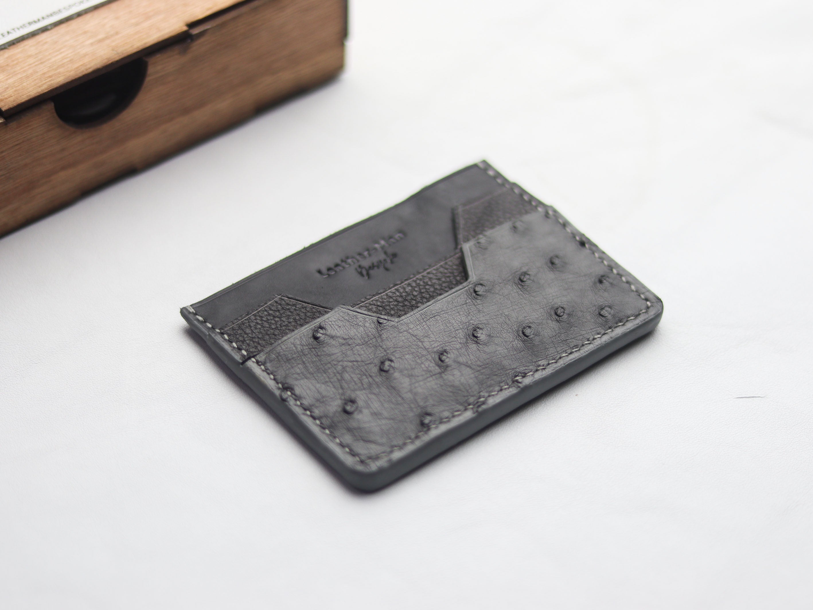 AUGUSTUS - MINIMAL WALLET SHARK GRAY OSTRICH SKIN