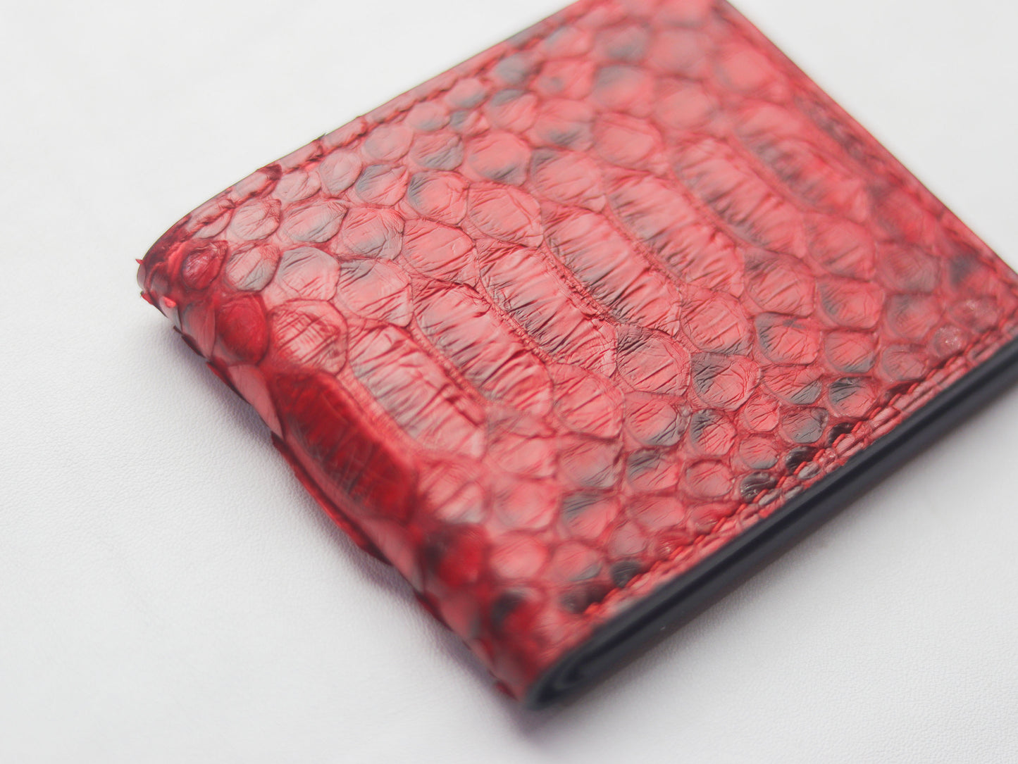 WYNTON - BIFOLD WALLET VENETIAN RED PYTHON SKIN