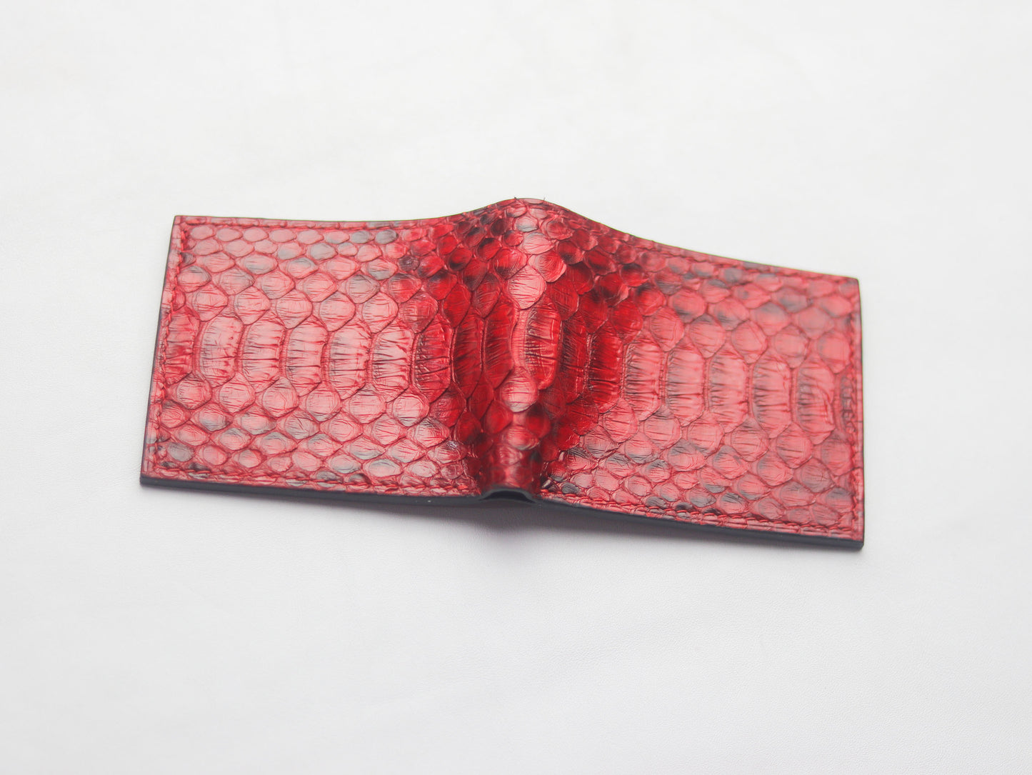 WYNTON - BIFOLD WALLET VENETIAN RED PYTHON SKIN