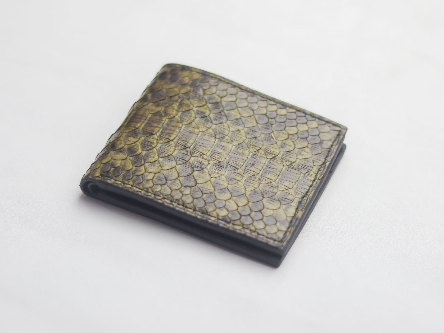 WYNTON - BIFOLD WALLET JUNIPER GREEN PYTHON SKIN