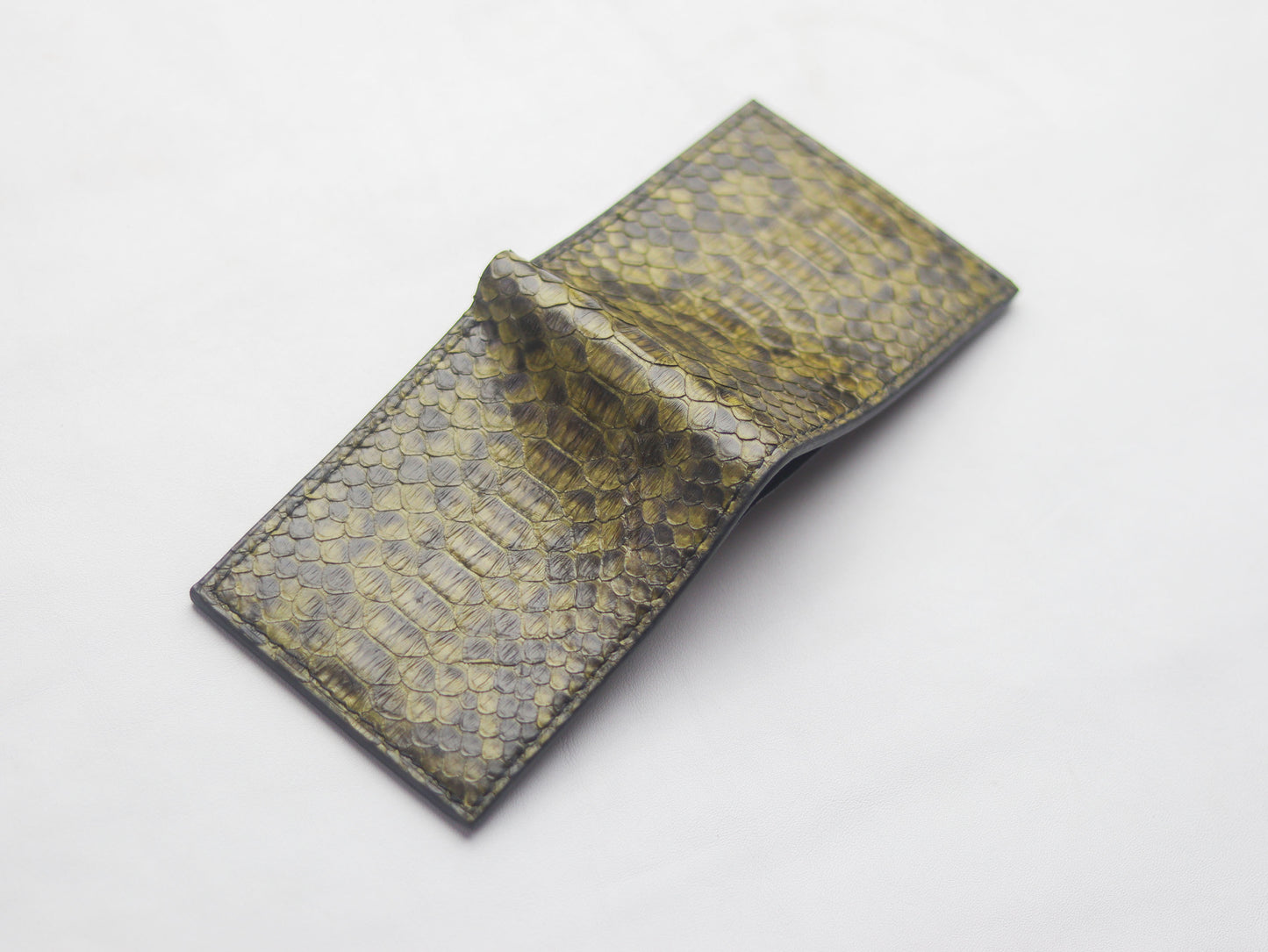 WYNTON - BIFOLD WALLET JUNIPER GREEN PYTHON SKIN